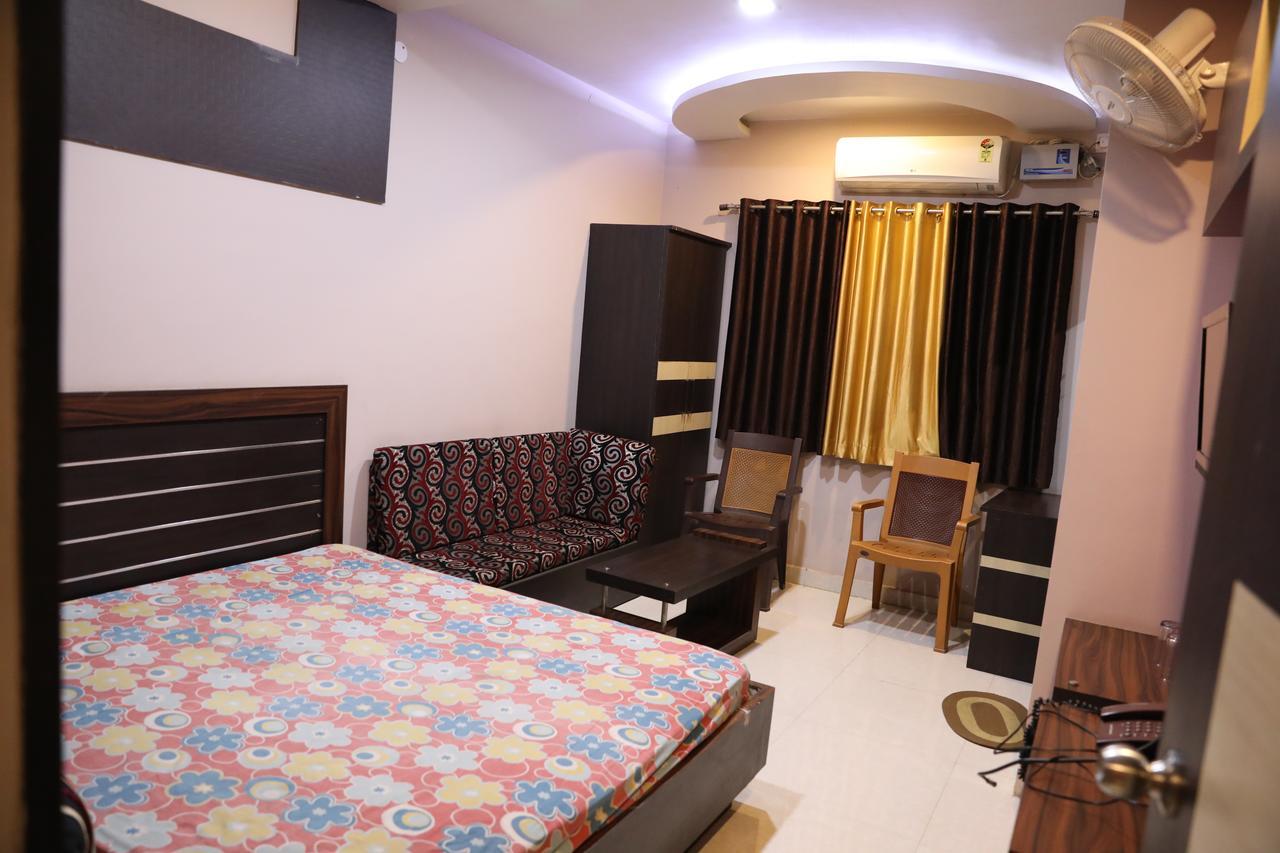 Hotel Kunal Dhanbād Kültér fotó